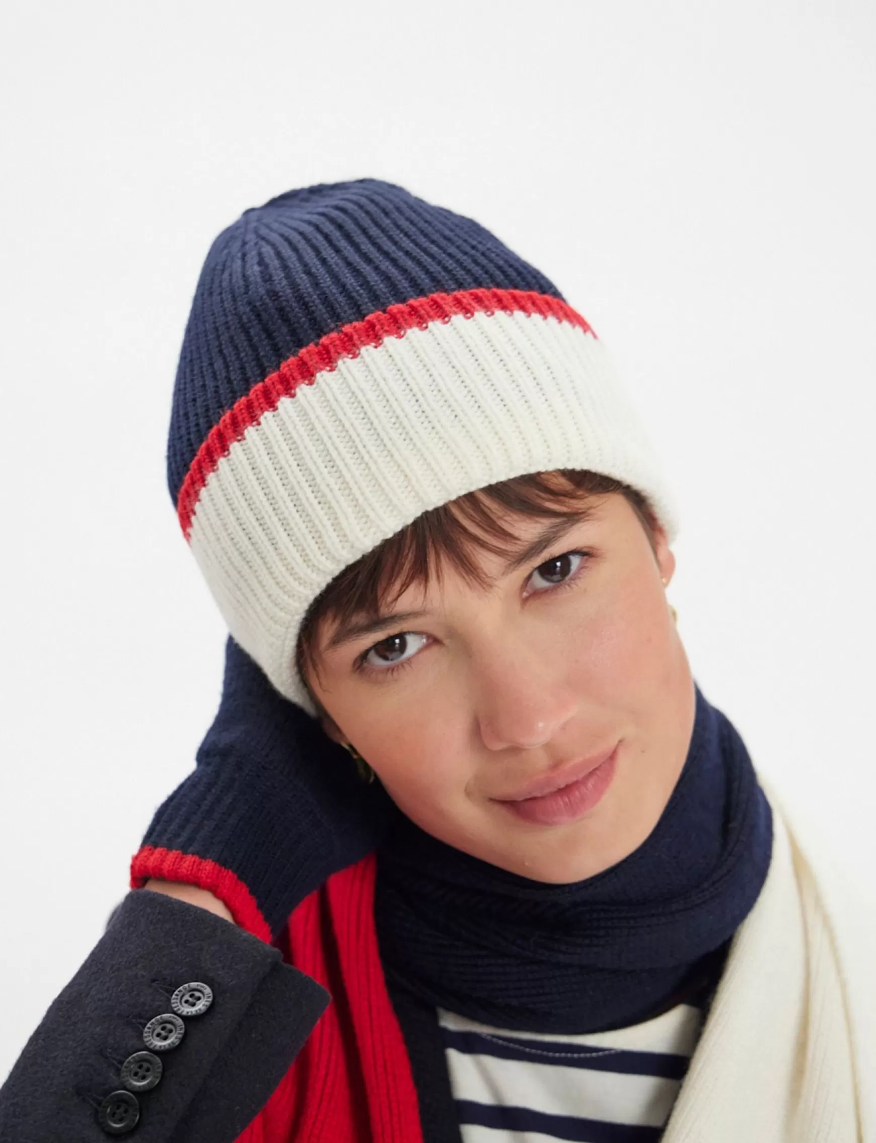 Ines de la Fressange Paris Bahia gloves in navy knit, red mesh Shop